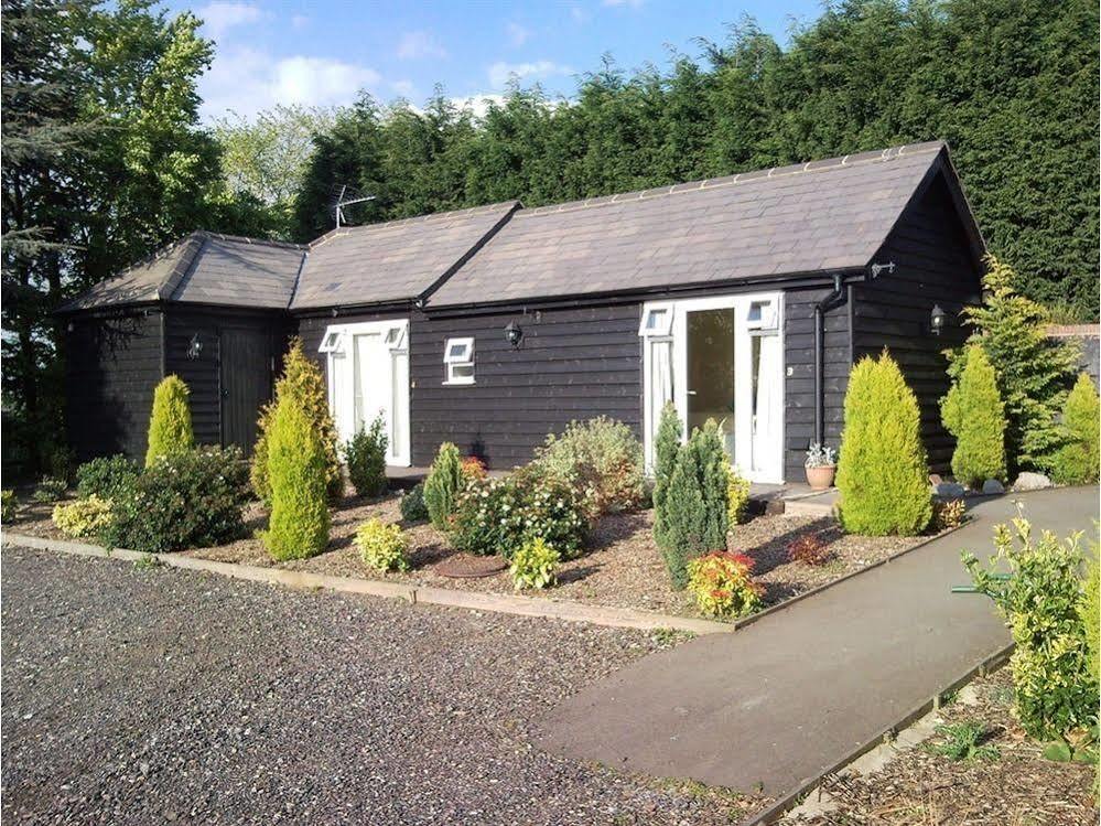 Latchmead Bed & Breakfast Stansted Mountfitchet Exterior photo